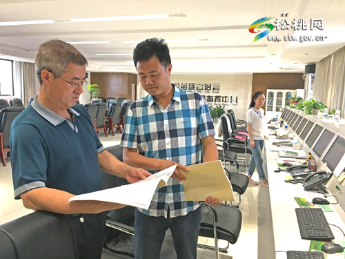 冉晓东到县气象局调研指导防汛救灾工作
