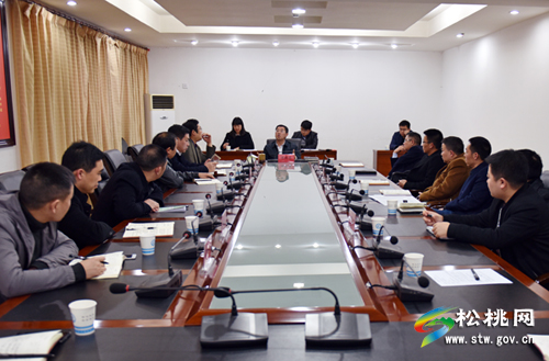 冉晓东在全县脱贫攻坚调度会上强调