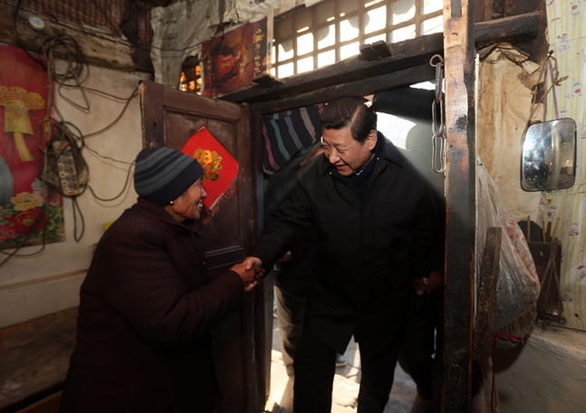 习近平的两会时间:扶贫军令状 怎么去完成?