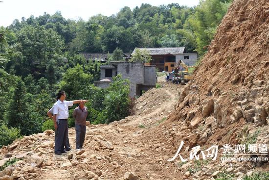 【人民网】松桃:妙隘至九江“连心路”如期开工