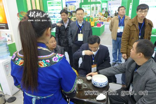 发展现代农业·推进特色产业·提升品牌形象