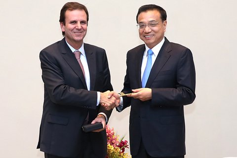 里约市长授予李克强城市钥匙
